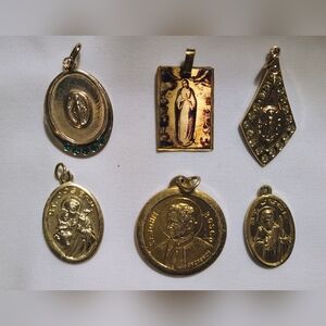 Lot of 6 Vintage Religious Medals Pendants St Jude, St Joseph, Virgin Mary